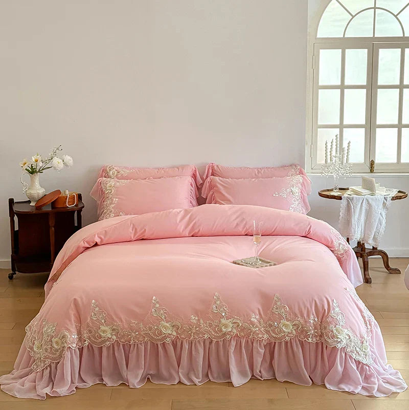 Decobites French Rose Flowers Lace Wedding Bedding Set with Ruffles