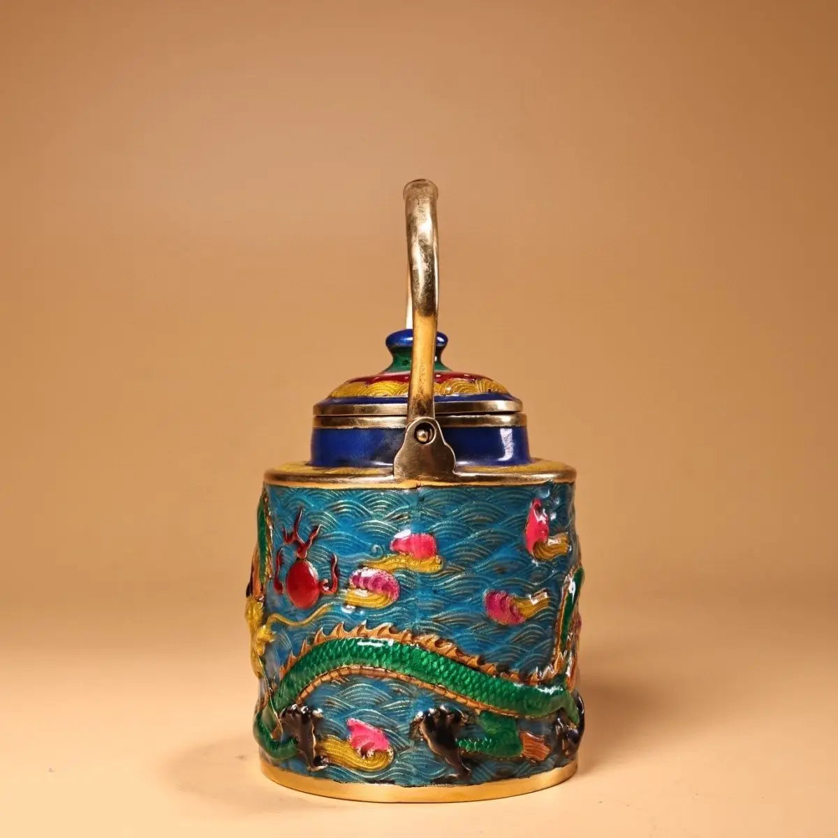 Sartén DecorBites™ Dragon Cloisonné de esmalte: Cobre pintado a mano y dorado, estilo chino