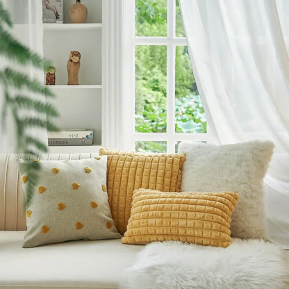 غطاء وسادة هندسي من DecorBites™ بتصميم قطيفة منقوش لديكور منزلي أنيق