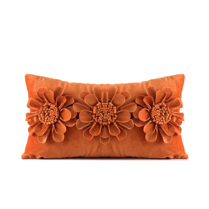 أغطية وسائد مخملية ثلاثية الأبعاد من DecorBites™ بتصميم زهور باللون الأصفر والبيج مقاس 45×45 سم