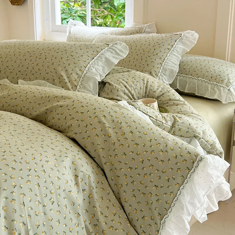 Decobites Floral Lace Ruffle Cotton Bedding Set with Quilt Cover, Duvet Cover, and Pillowcases