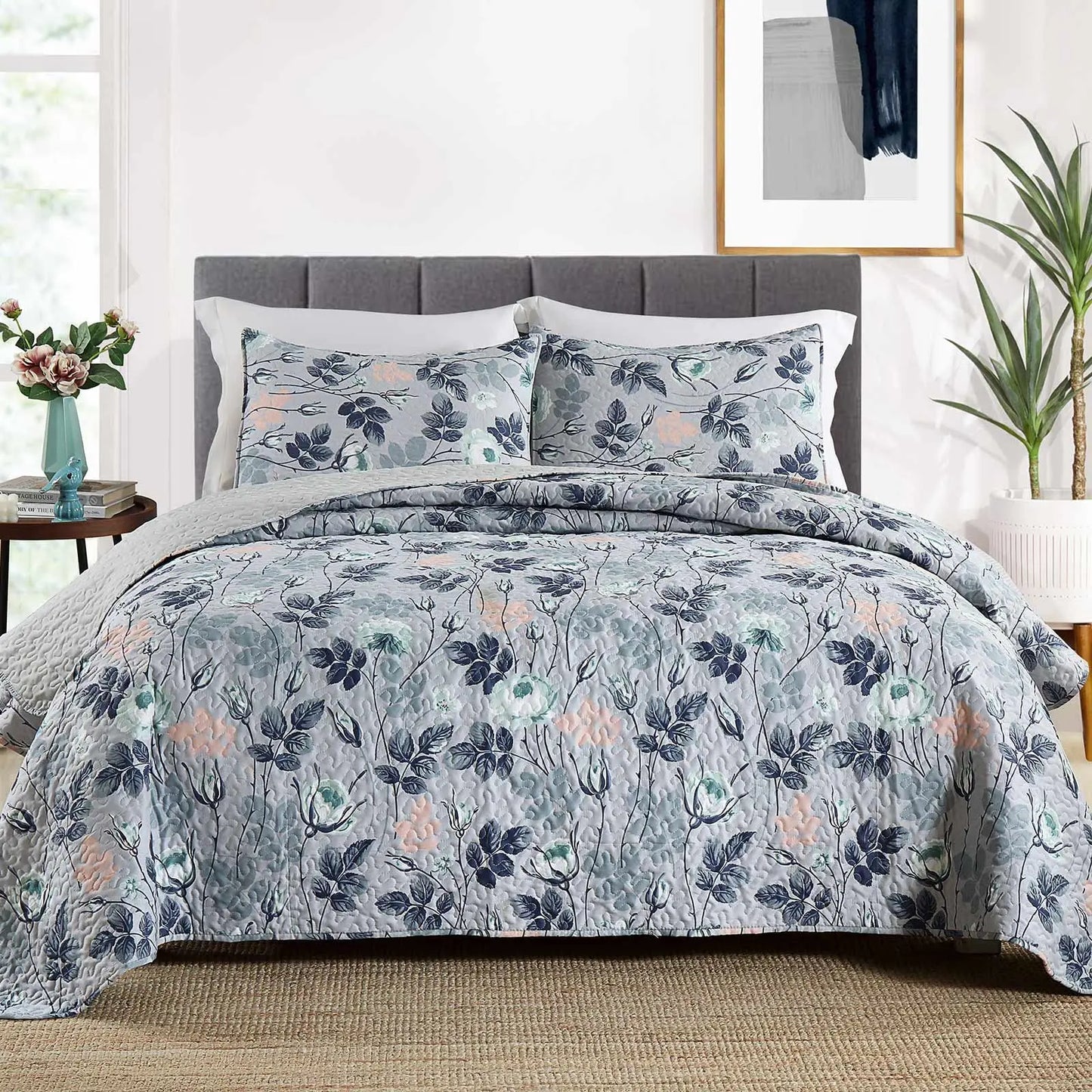 Decobites Gray Patchwork Floral Coverlet Bedding Set, Ultra Soft All Season Bedspreads