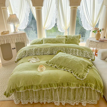 Decobites Velvet Princess Lace Ruffles Bedding Set - 4pcs Luxury Solid Color