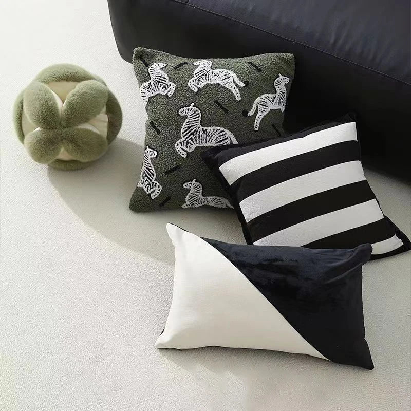 DecorBites™ Embroidered Jacquard Luxury Pillow Cover - Retro Light Luxury Cushion Cover