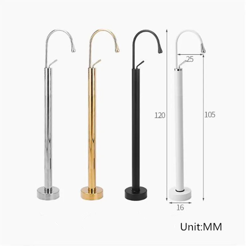 Grifo de bañera de pie DecorBites™ de latón negro con diseño de gota de agua larga