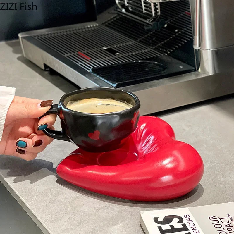 Juego de taza y platillo de porcelana DecorBites™ Creative Heart