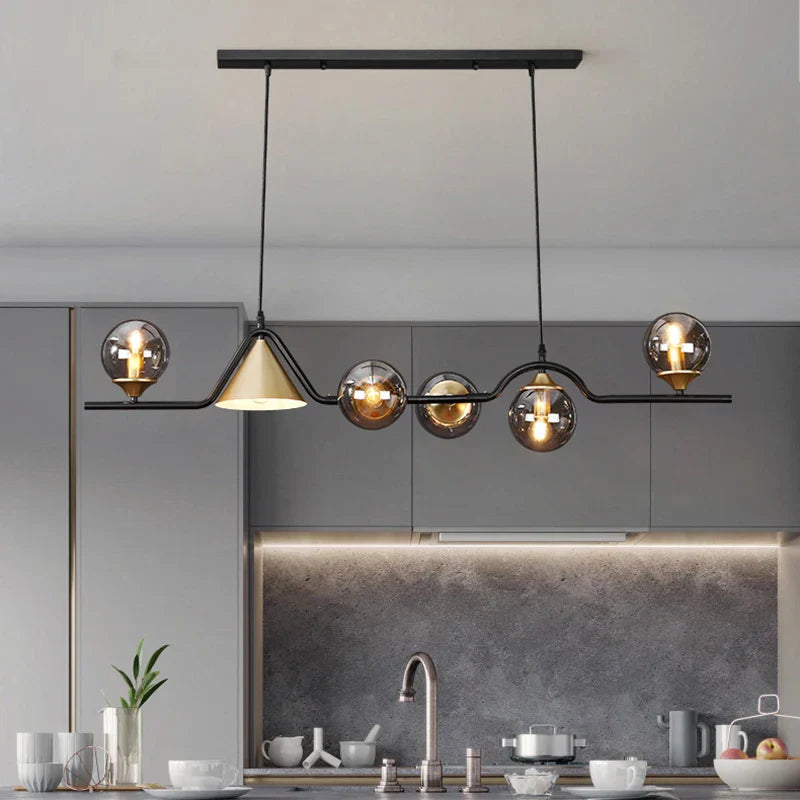 ثريا LED فاخرة من DecorBites™ باللون الأسود الذهبي من الزجاج