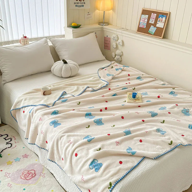 Manta de terciopelo color leche DecorBites™: Diseño bonito, cálida, multifuncional, ideal para el sofá y para viajes.