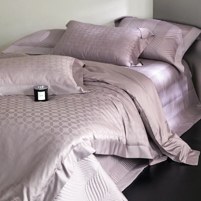 Decobites Luxe Egyptian Cotton Jacquard Bedding Set: Duvet, Bedspread, Sheet, Pillowcases