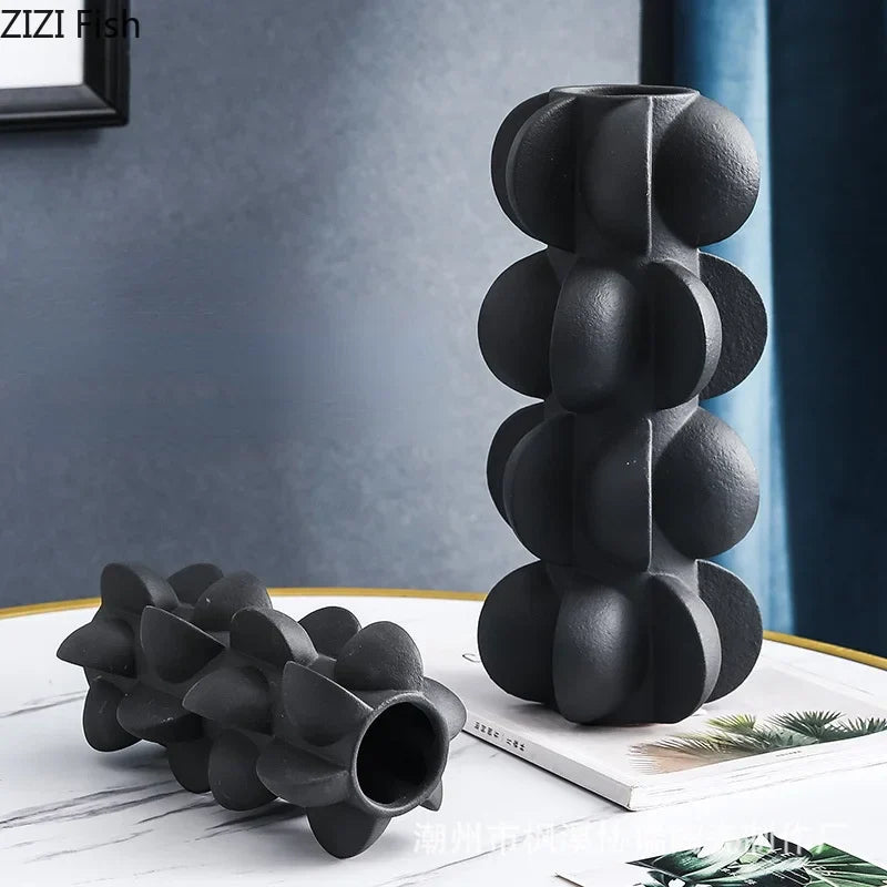 مزهرية راتنجية حلزونية هندسية من DecorBites™ - مزهرية زهور باللونين الأبيض والأسود لديكور المنزل