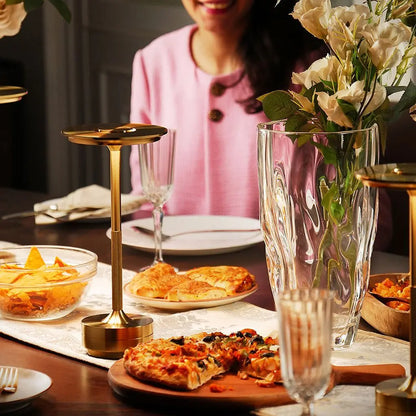 مصباح مكتبي LED من الألومنيوم DecorBites™ مزود بمفتاح لمس لاسلكي لغرفة المعيشة