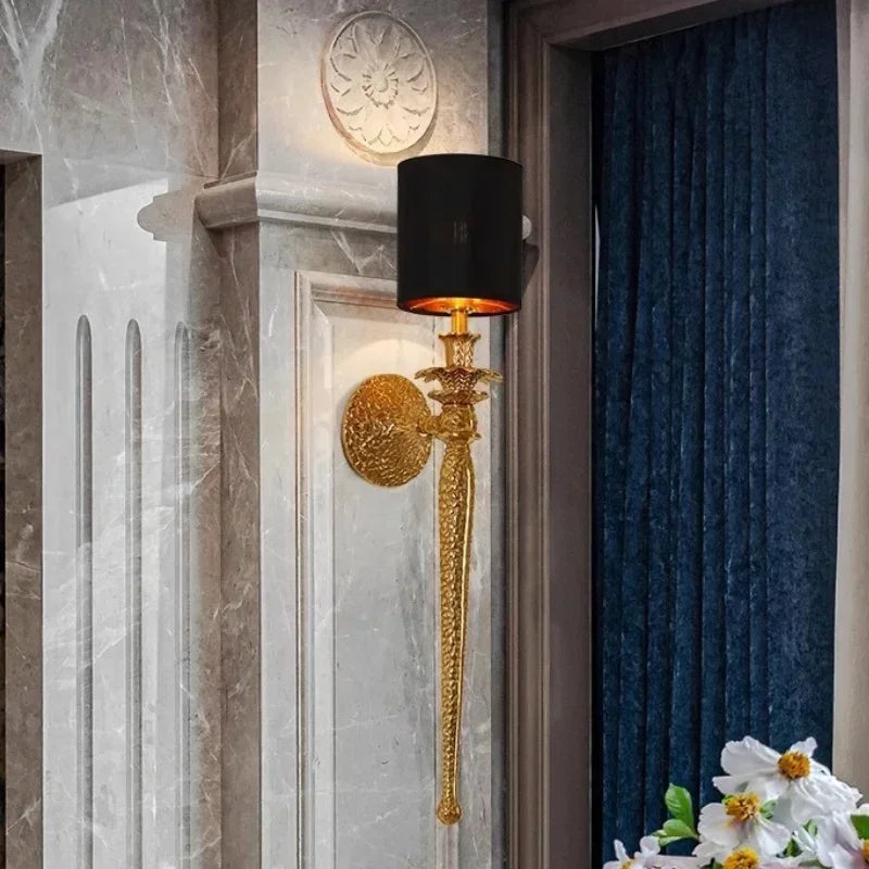 مصباح حائط نحاسي من DecorBites™ لخلفية التلفزيون في غرفة المعيشة الفاخرة، وغرفة النوم، وإضاءة LED للسلالم