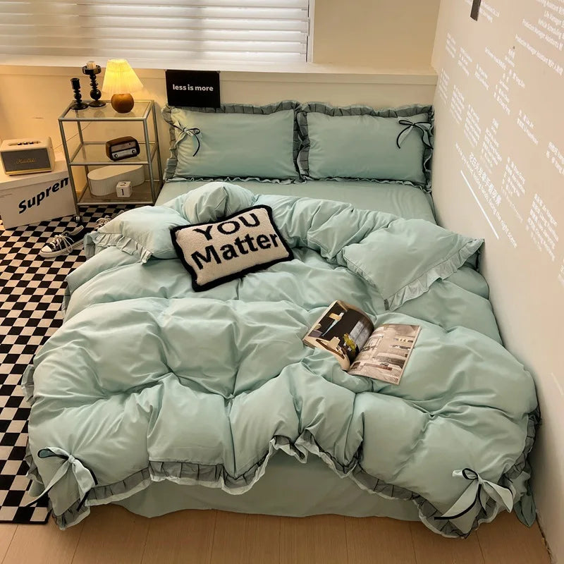 طقم أغطية سرير قطنية مطرزة بالدانتيل من DecorBites™ لجميع المواسم