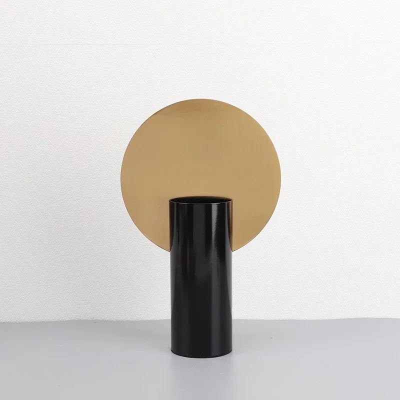 مزهرية أسطوانية هندسية من ديكوربايتس™ مع زهور صناعية - ديكور منزلي عصري