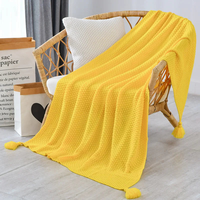 DecorBites™ Knitted Sofa Throw Blanket with Fringe Yarn