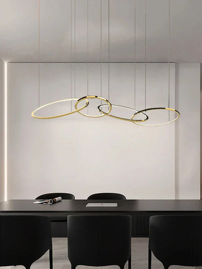 Lámpara de techo redonda dorada DecorBites™ - Elegante lámpara colgante para comedor