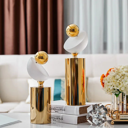 Adorno decorativo para el hogar DecorBites™ Bola geométrica dorada de cristal esmerilado