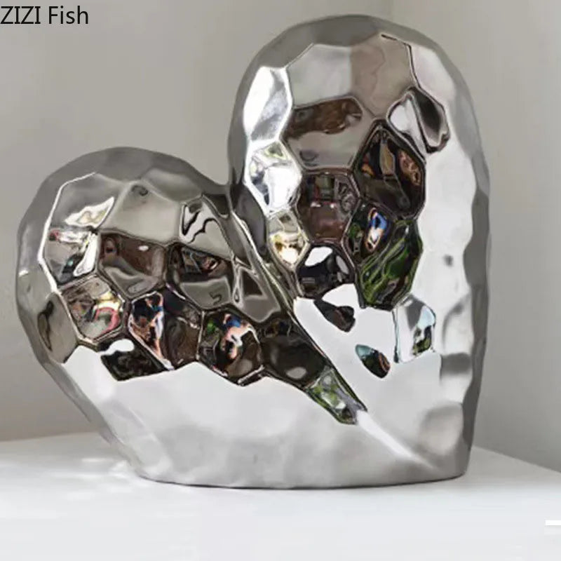 Estatua Ornamental de Cerámica Corazón de Oro Decorbites™ - Escultura Decorativa de Corazón Irregular Figura