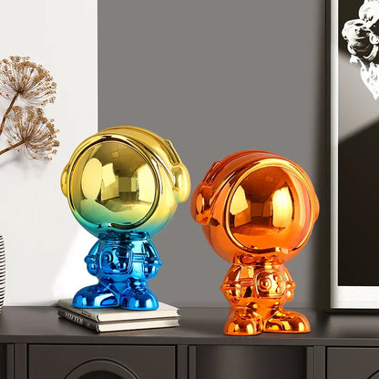 DecorBites™ Astronaut Statue Spaceman Sculpture Modern Desktop Decor Figurine Handicraft Gift