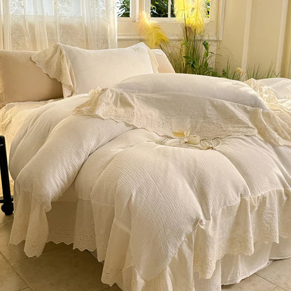 Decobites Lace Ruffles Princess Wedding Bedding Set in Pure Cotton Skin-friendly Fabric