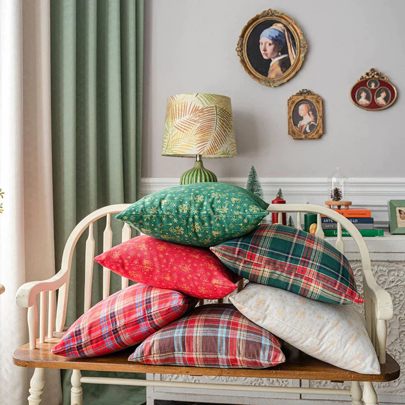 DecorBites™ Christmas Plaid Cushion Cover - Festive Holiday Decor Pillow Case