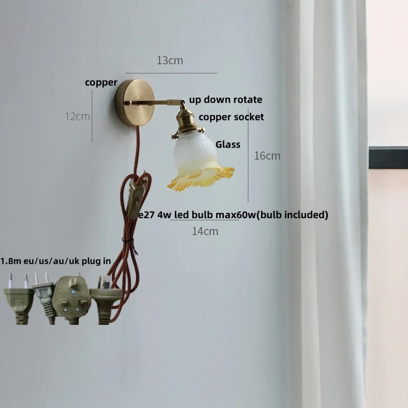 Apliques de pared LED DecorBites™ Crown Glass con interruptor de latón y accesorios para escaleras