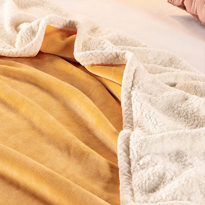 Manta de sofá de terciopelo de doble capa DecorBites™: lujosamente cálida y suave para la piel