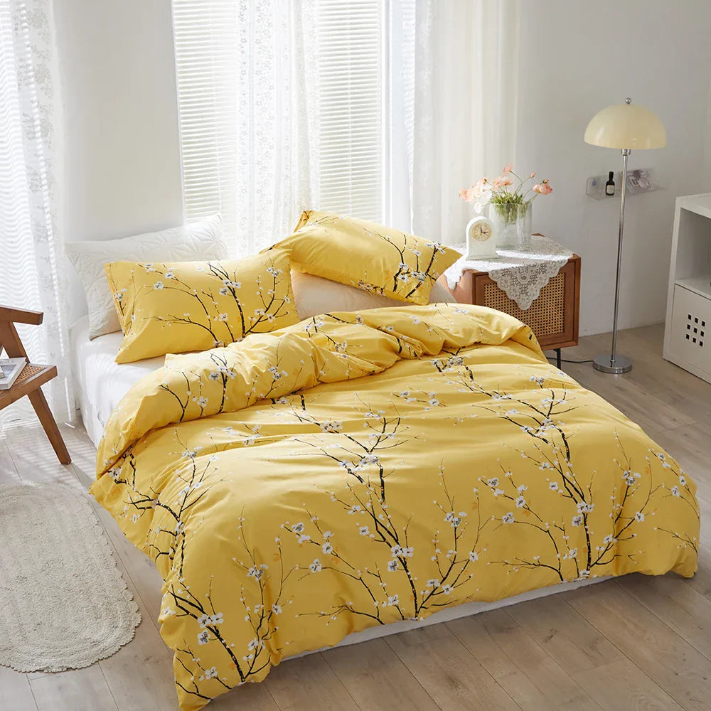 Decobites Plum Blossom Queen Duvet Set: Skin-Friendly, Comfortable & Durable