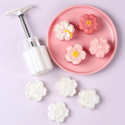 Molde DecorBites™ 3D para pastel de luna con forma de flor de cerezo, ideal para hornear durante el Festival del Medio Otoño.