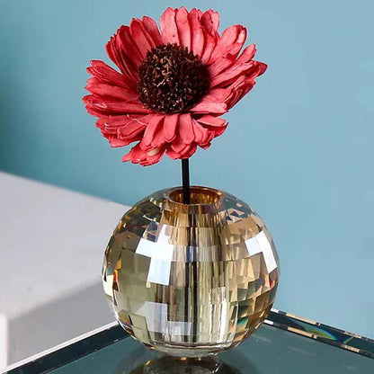 Difusor de aromas DecorBites™ con forma de bola de cristal, soporte para cepillos de dientes y base geométrica.