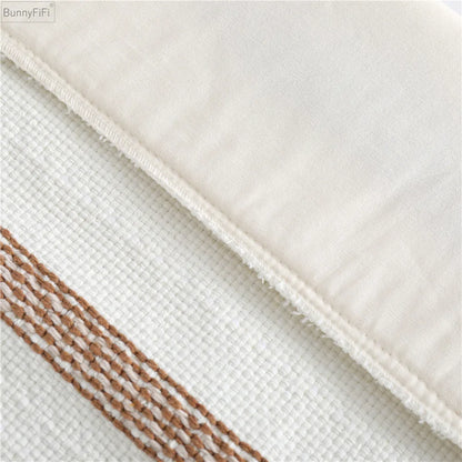 Funda de cojín DecorBites™ Boho tejida con borlas y mechones para sofá, cama o silla.