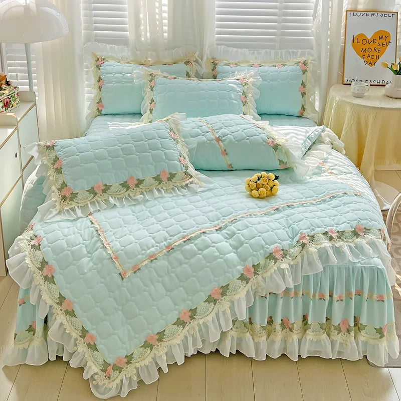 Embroidery Lace Bedding Set