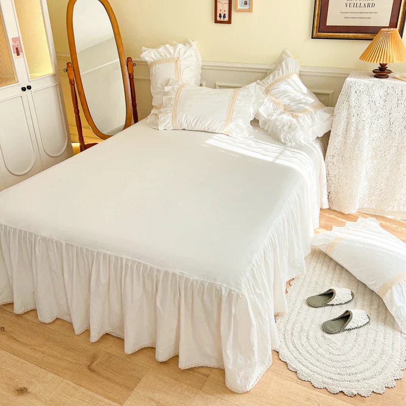 Decobites French Vintage Ruffles Embroidery Bedding Set, Cream White, 100% Cotton, Quilt Cover