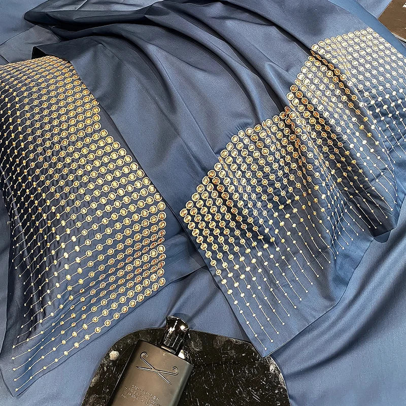 طقم مفروشات فاخر مطرز من القطن DecorBites™ 1000TC باللون الأزرق والأبيض والشمبانيا