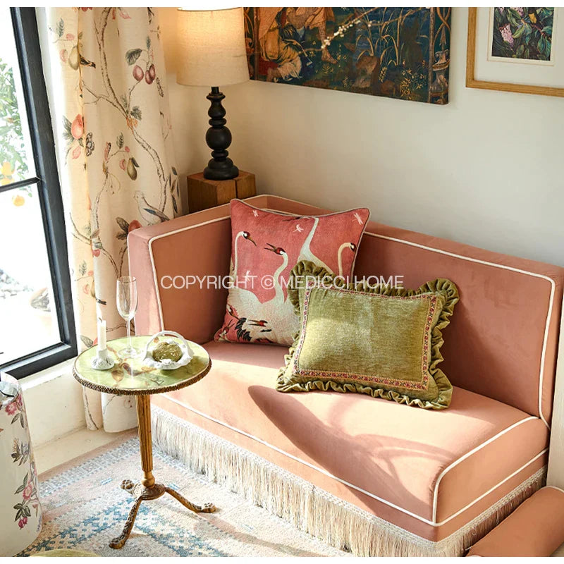 Funda de cojín lumbar verde con volantes de chenilla de lujo DecorBites™ 35x45