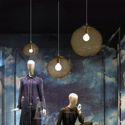 ثريا DecorBites™ LED بتصميم قفص الطيور الذهبي لإضاءة أنيقة في المطاعم والمطابخ والمتاجر