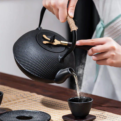 Tetera DecorBites™ de hierro fundido con infusor de acero inoxidable para té oolong, kung fu y puer.
