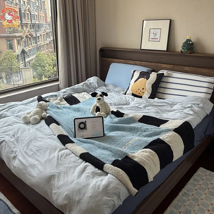 DecorBites™ Manta de sofá de franela acogedora y agradable para la piel para todas las estaciones setCellValue.