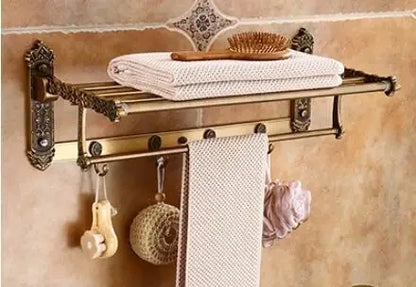 مجموعة إكسسوارات الحمام DecorBites™ المصنوعة من الألومنيوم المنحوت باللون البرونزي العتيق: رف مناشف، وحامل ورق، وخطافات