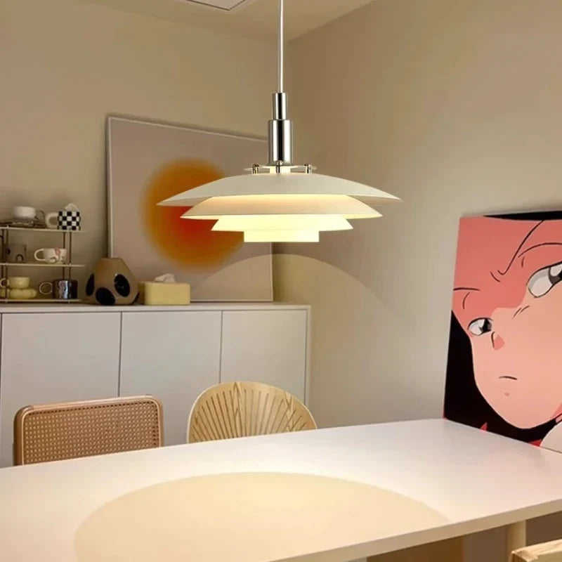 Lámpara colgante OVNI degradada blanca y roja DecorBites™ | Araña ajustable de estilo mediados de siglo