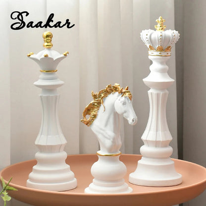 SAAKAR Resin Chess Figurines Set