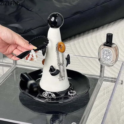 "DecorBites™ Soporte de exhibición de joyas con forma de sombrero de mago, estantes decorativos, soporte para pendientes y collares"