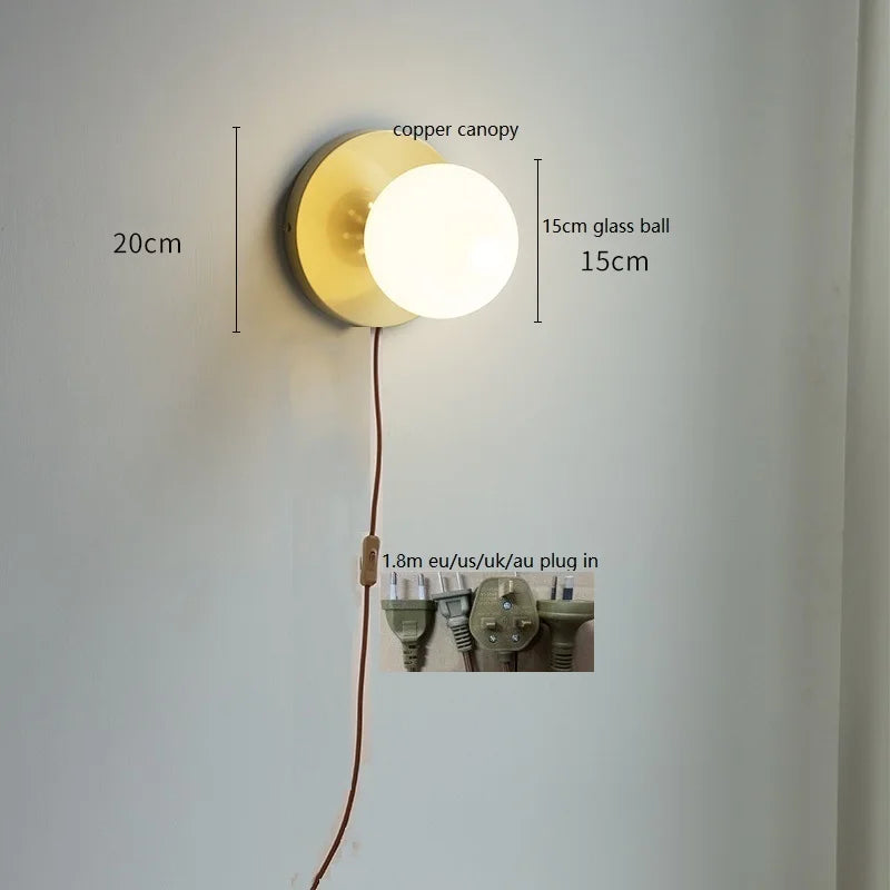 Apliques de pared LED DecorBites™ con forma de bola de cristal y interruptor de cadena para dormitorio, cafetería o baño.