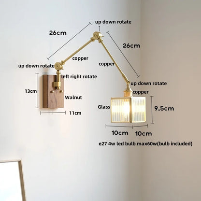 Aplique de pared DecorBites™ Cube de cristal con luz LED, madera de nogal, 2 brazos, espejo giratorio