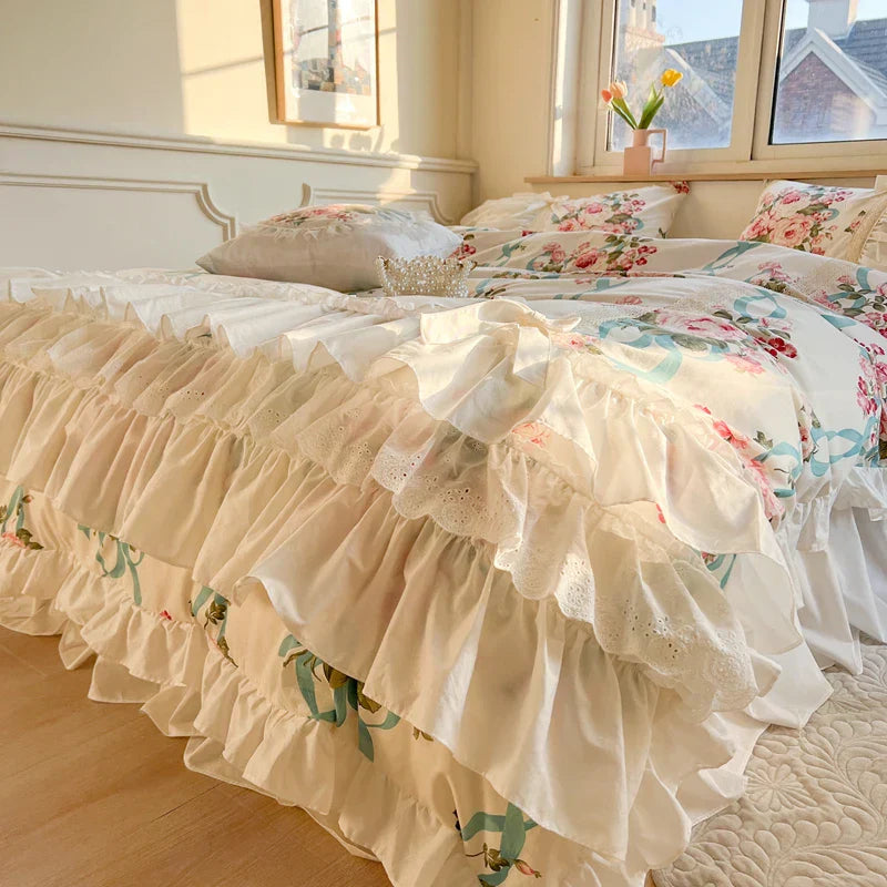 Decobites Princess Bedding Set with Lace Ruffles and Flowers