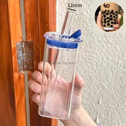 Decorbites™ 350ML Quadratischer Becher mit Deckel & Trinkhalm, farbiges Griffschicht-Trinkglas für Getränke