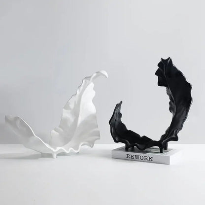 DecorBites™ Leaf Tray Resin Bowl: Handcrafted Desktop Storage & Home Decor