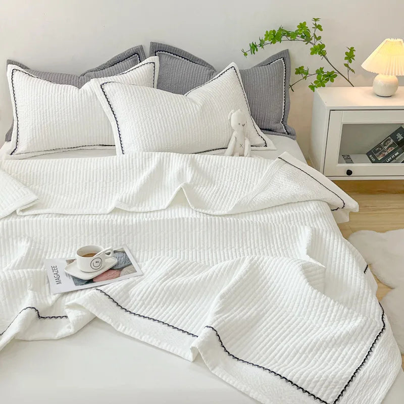 Bubble Yarn Quilted Comforter