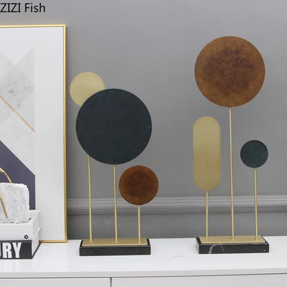 ديكور بايتس™ - تمثال هندسي من سبائك معدنية بقاعدة رخامية - ديكور منزلي عصري