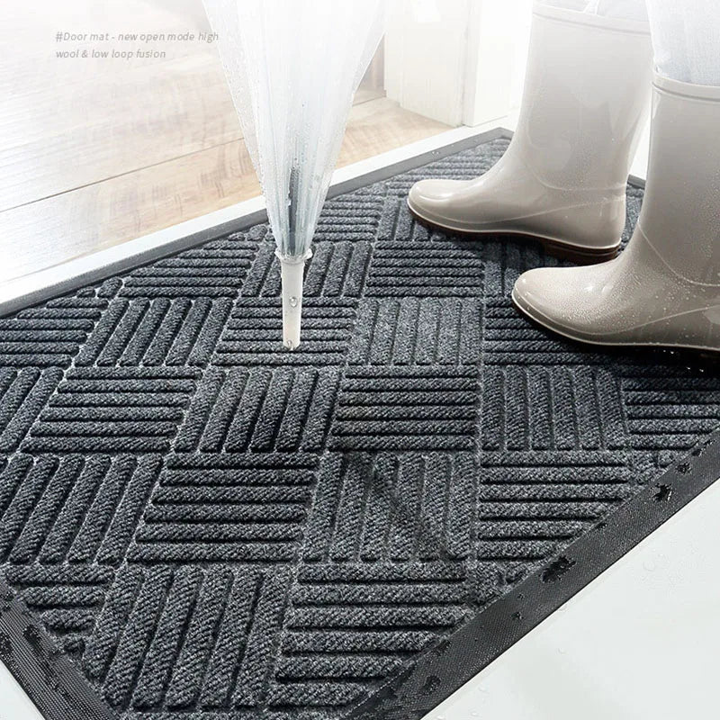 Decobites Rubber Front Door Mat | Shoe Scraper | Indoor Outdoor Doormat | Dirt Resistant Mats